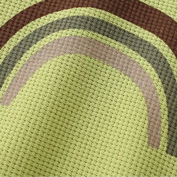 New kid’s rainbow pullover shirt size 3-4 - Picture 5 of 8